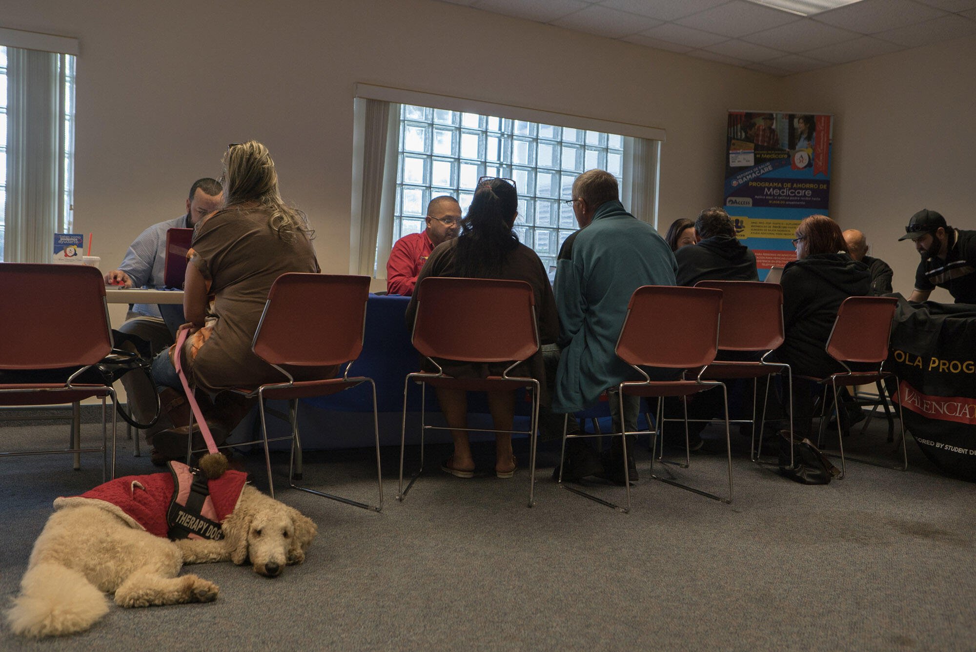 photo of Puerto Ricans meeting with Human Services officials at the Osceola County Hurricane Maria Reception Center in Kissimmee, Florida, U.S.