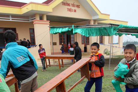 Media Name: 040315schoolnew.jpg