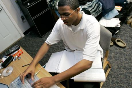 Media Name: ap_pell-grant-2.jpg
