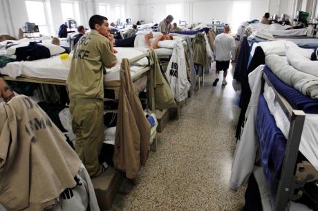 Media Name: ap_090422049628-prisons.jpg