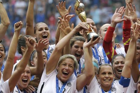 Media Name: april2016_schwabish_equalpay_ap664831749696.jpg