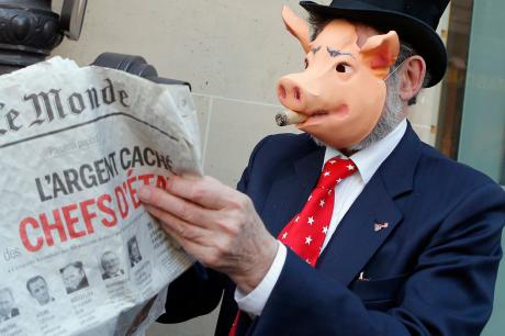 Media Name: ap_136568787835-panamapapers.jpg