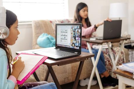 Children study remotely