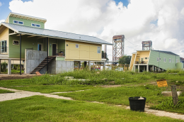 photo of house on stilts